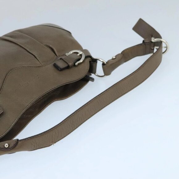 Salvatore Ferragamo Gancini Shoulder Bag Leather Brown Silver Auth bs19987 - Picture 8 of 16